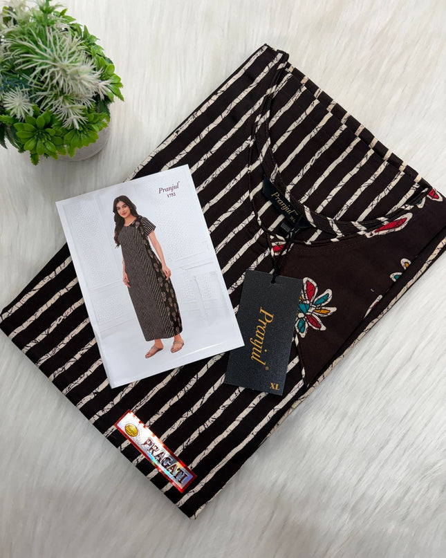 Pranjul Classic Pleats