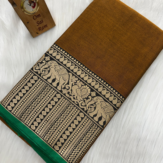 Heritage Weave – Culture Meets Comfort